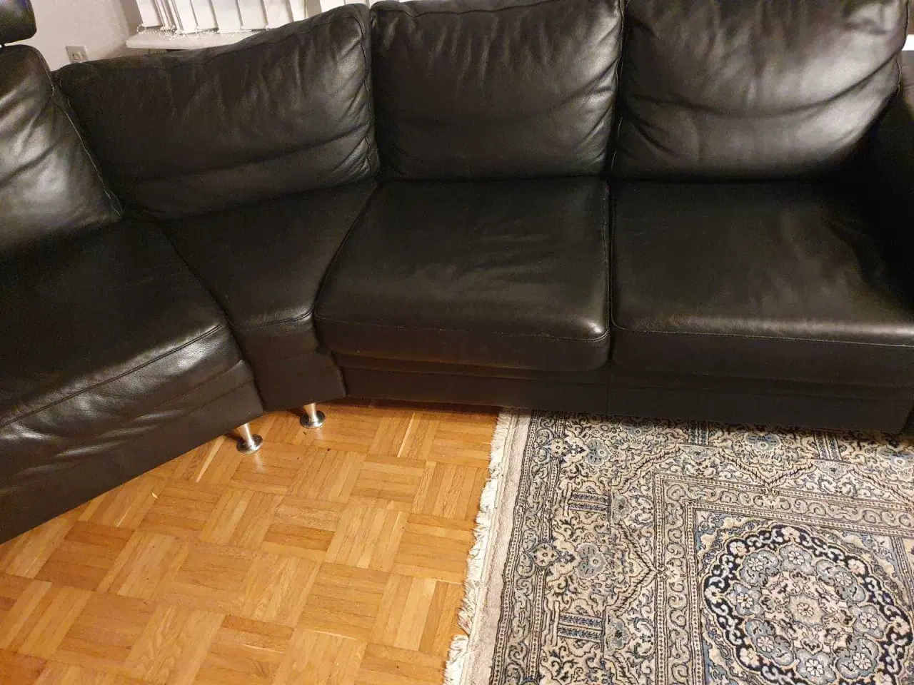 Billede 1 - Lædersofa med metalben – Hjørnesofa med aftagelig