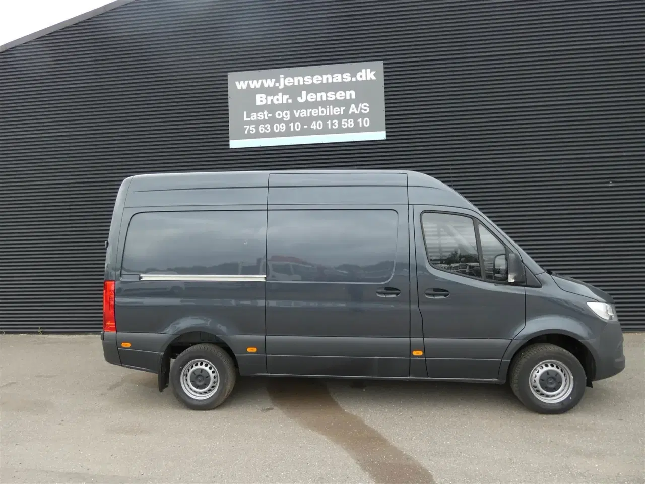 Billede 2 - Mercedes-Benz Sprinter 317 2,0 CDI A2 H2 RWD 9G-Tronic 170HK Van Aut.