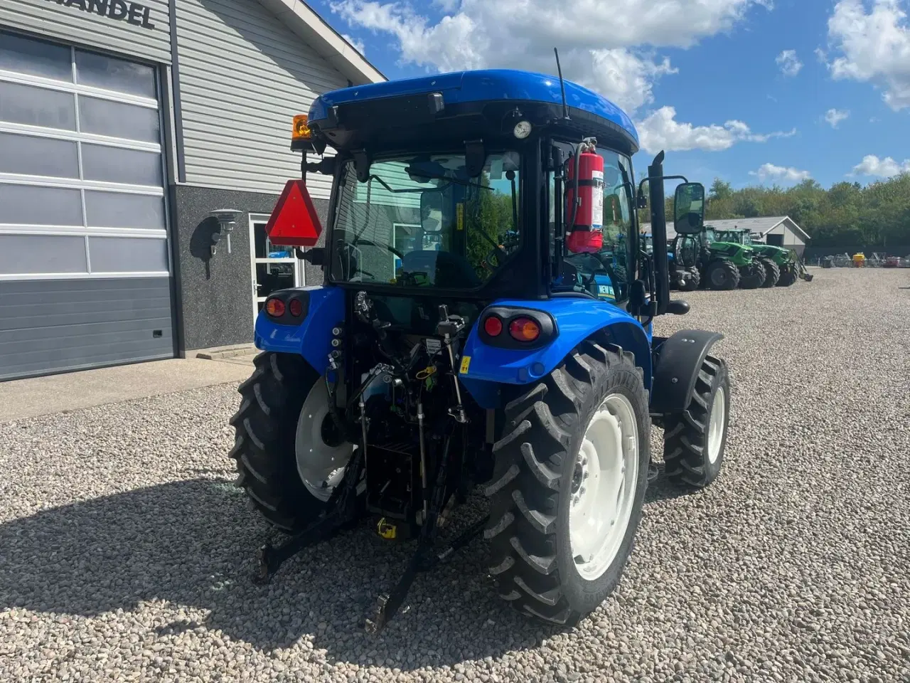 Billede 14 - New Holland T4.75 S Med frontlift