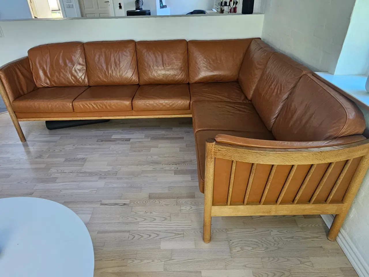 Billede 3 - Hjørnesofa læder/eg
