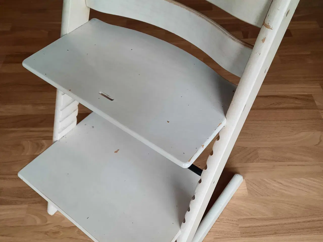 Billede 4 - Stokke højstol I lys træ