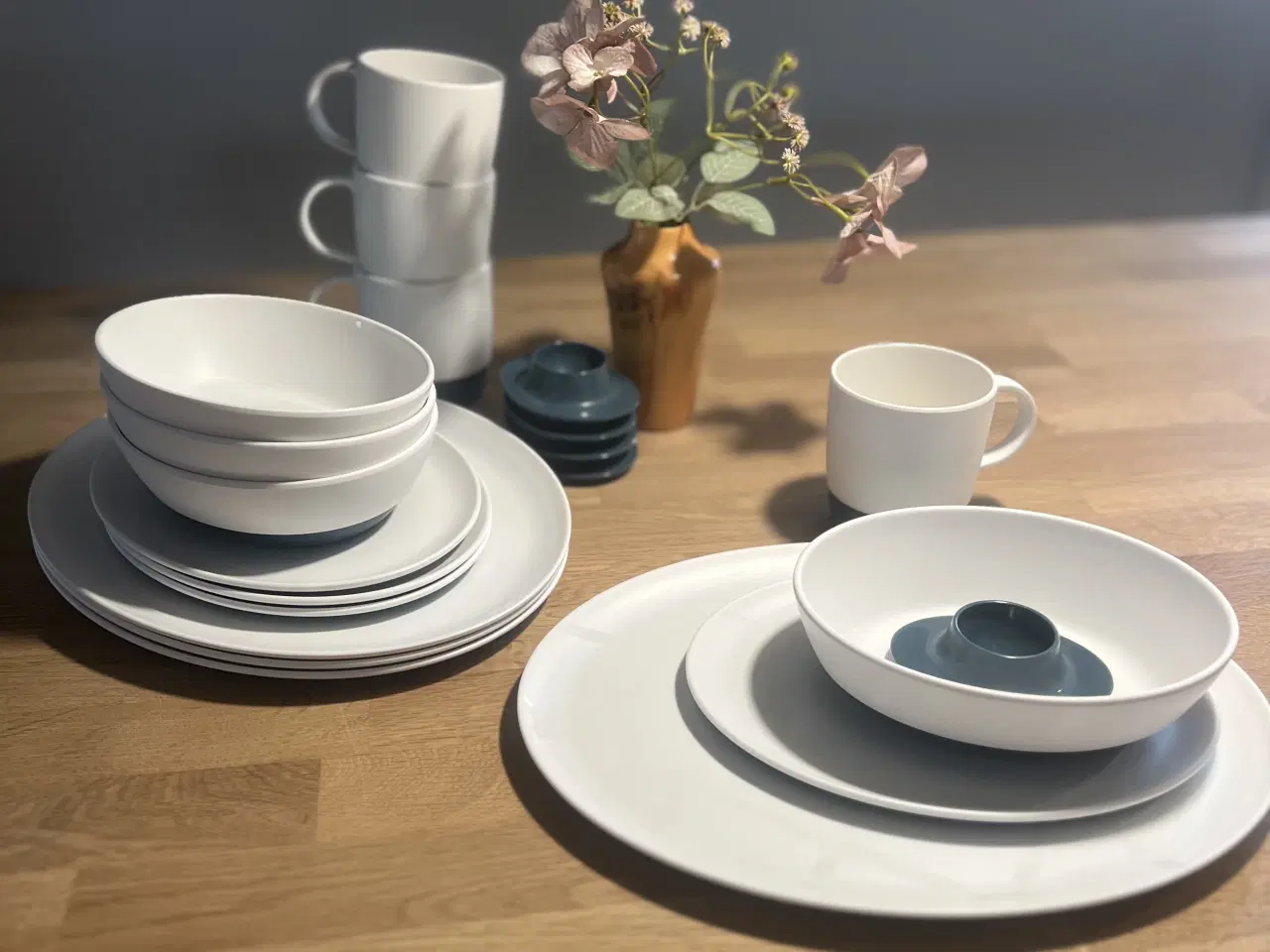 Billede 4 - Isabella grydesæt, service og bestik til 4 persone