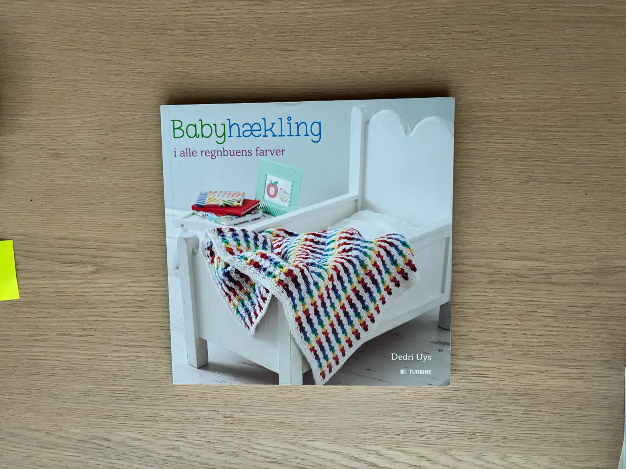 Billede 1 - Babyhækling i alle regnbuens farver