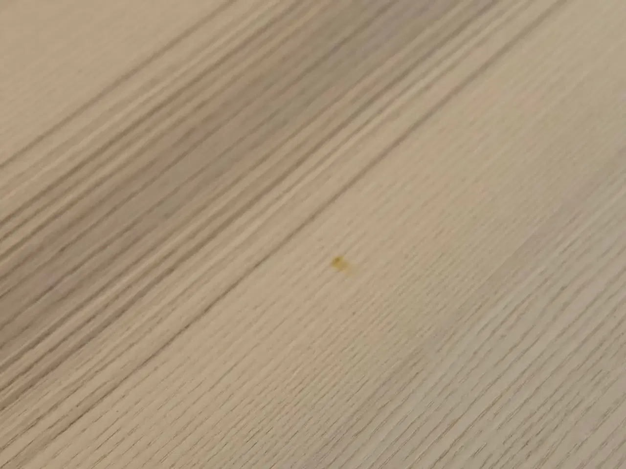 Billede 7 - Skrivebord næsten nyt