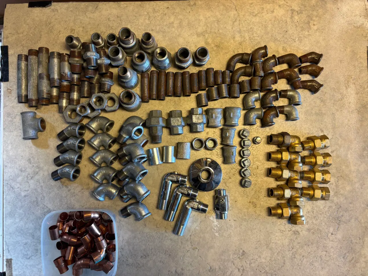 Billede 1 - Div. VVS fittings sælges samlet