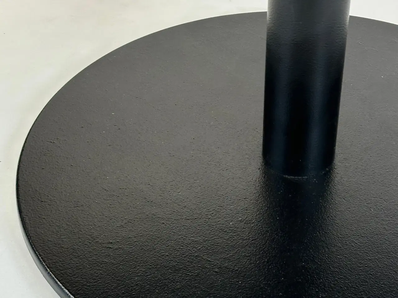 Billede 5 - Pedrali Rundt bord Ø120