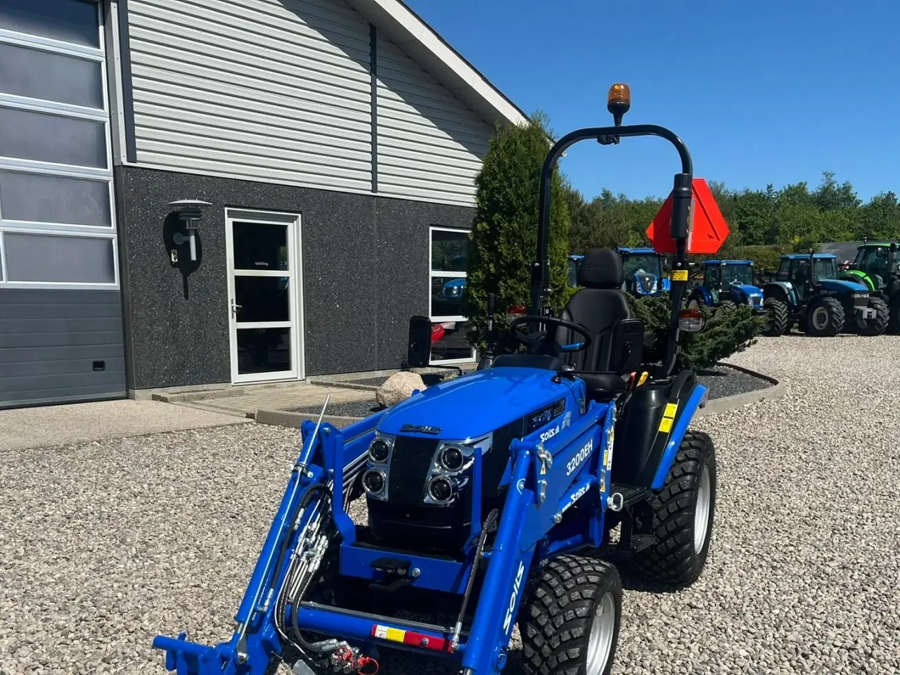 Billede 12 - Solis H26 HST Med Frontlæsser og GardenPro dæk