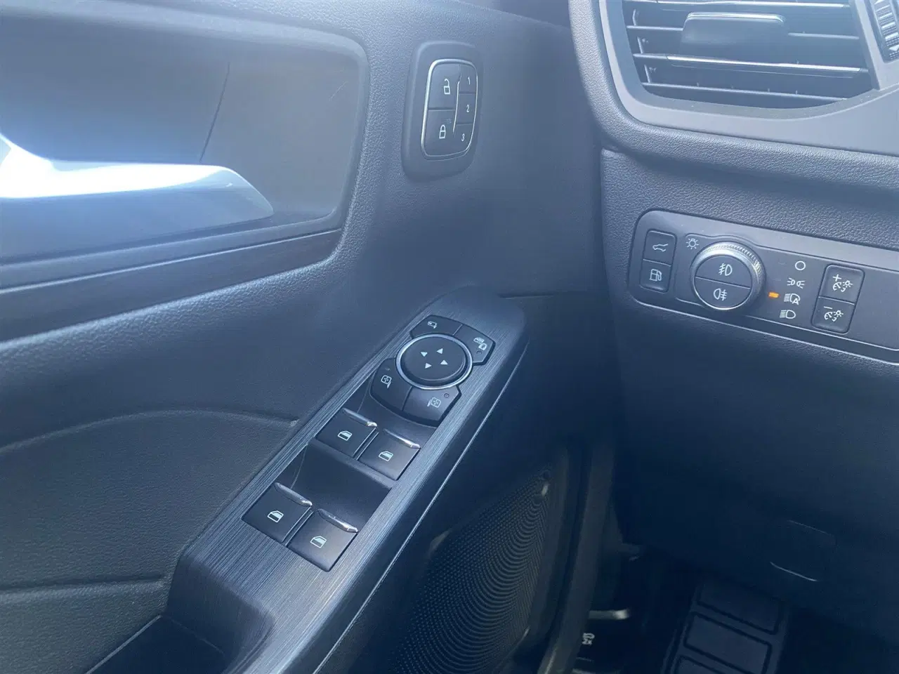Billede 16 - Ford Kuga 2,5 PHEV Vignale CVT