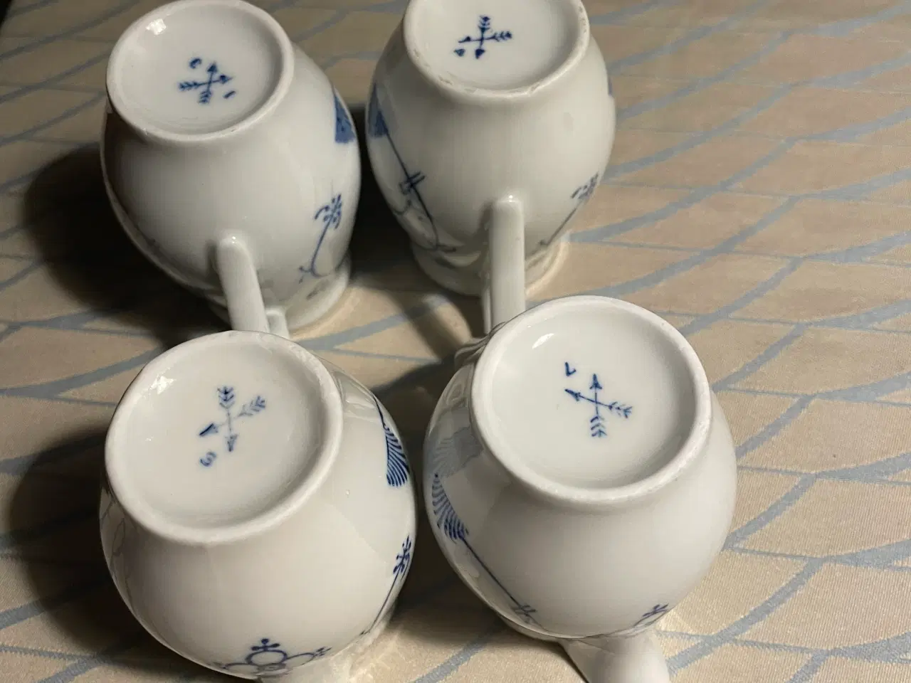 Billede 2 - Fattigmands musselmalet flødekander