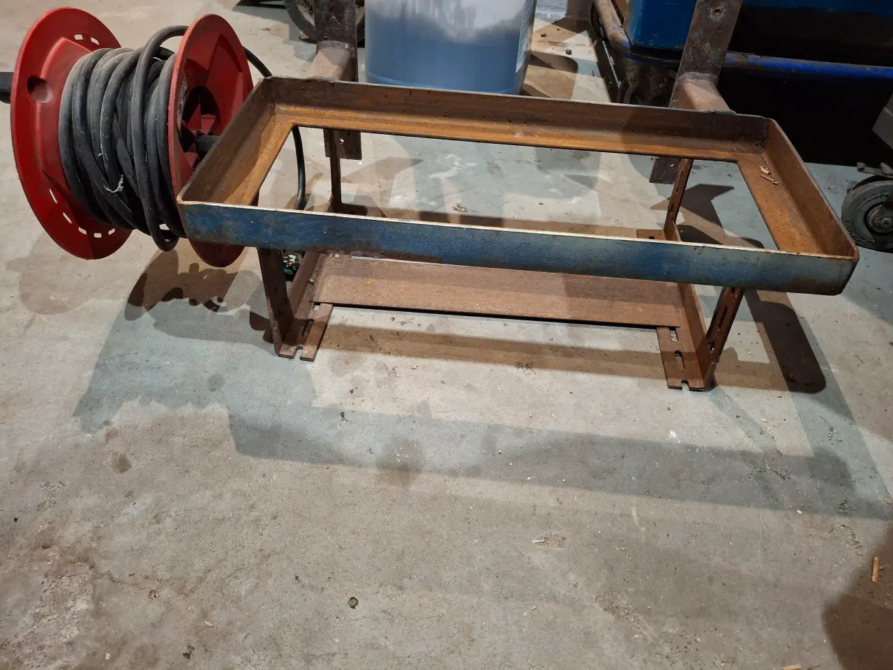 Billede 5 - Værktøjskasse med stativ til værktøjsvogn 