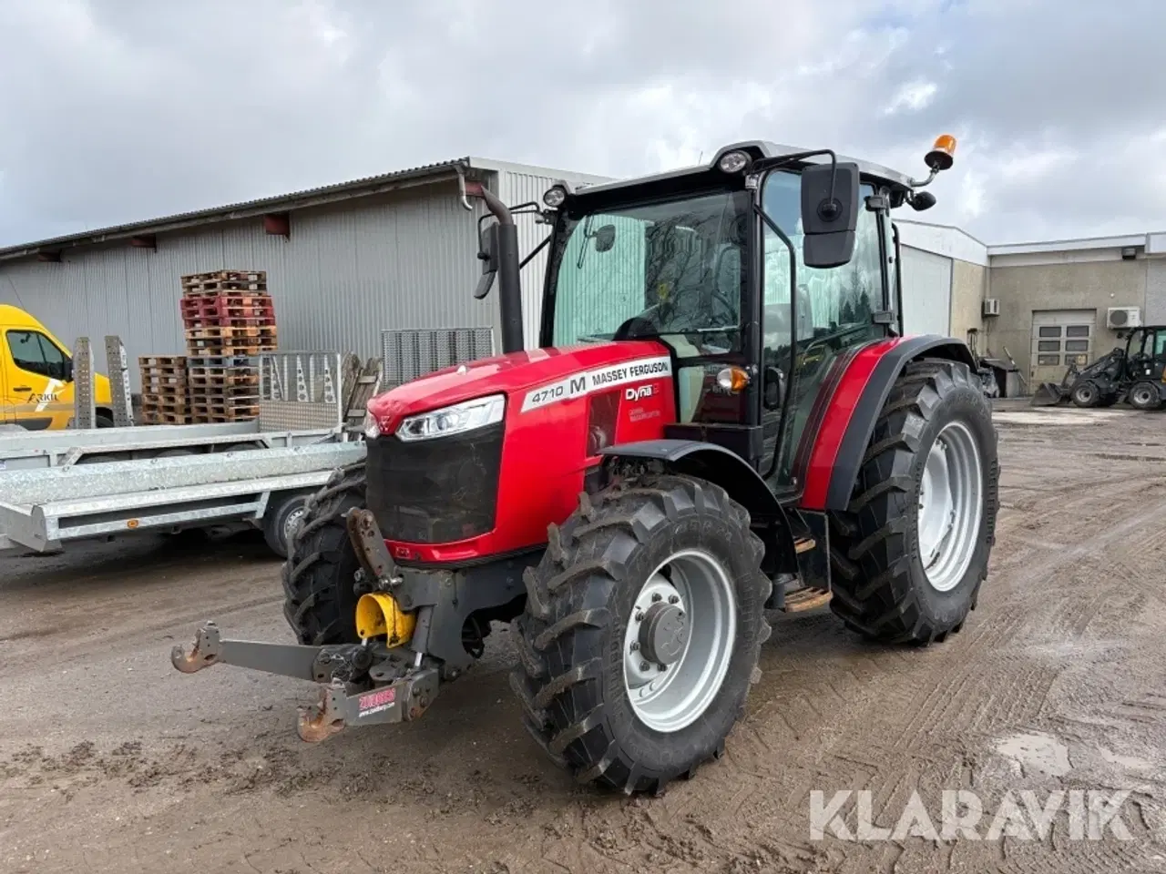 Billede 1 - Traktor Massey Ferguson 4710 Dyna2