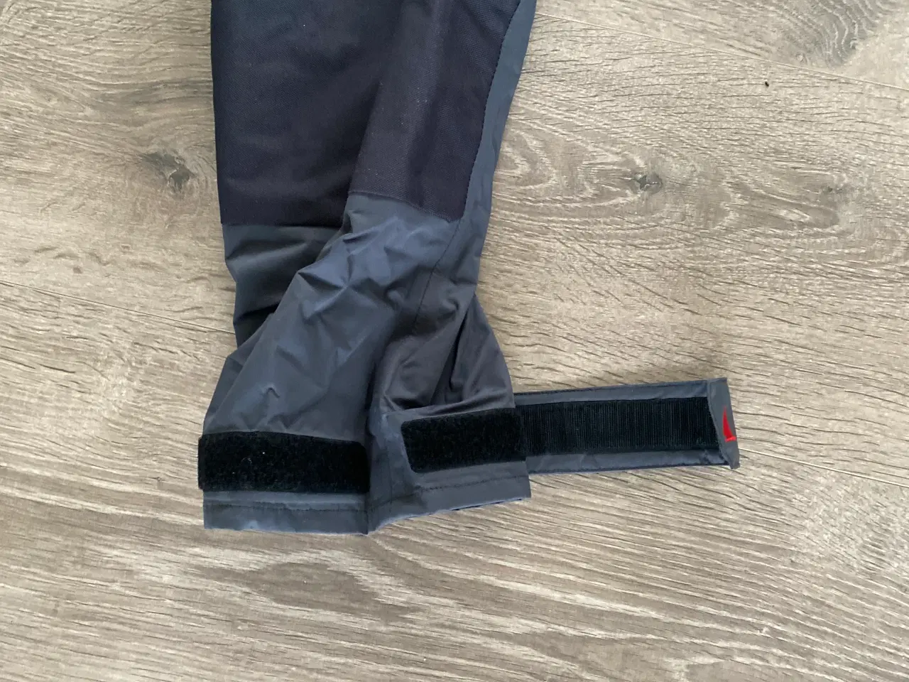 Billede 7 - MUSTO sejltøj str S    buks(10-32)