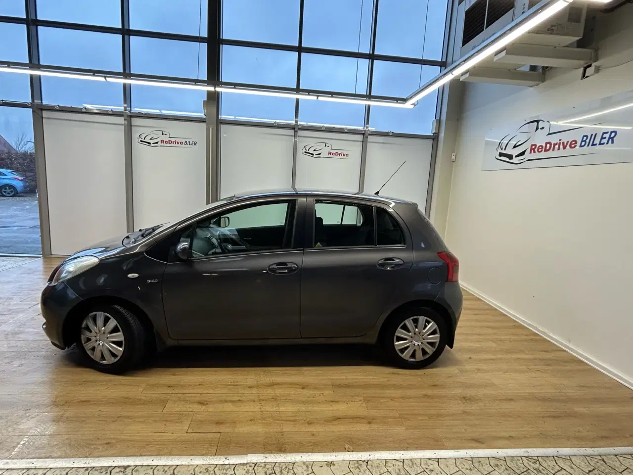 Billede 7 - Toyota Yaris 1,4 D-4D aut. 5 dørs 90HK 5d