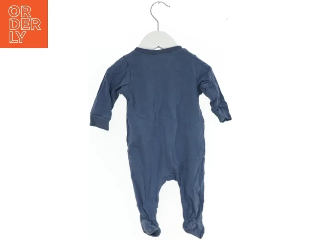 Billede 2 - Baby heldragt med knapper fra H&M (str. 62)