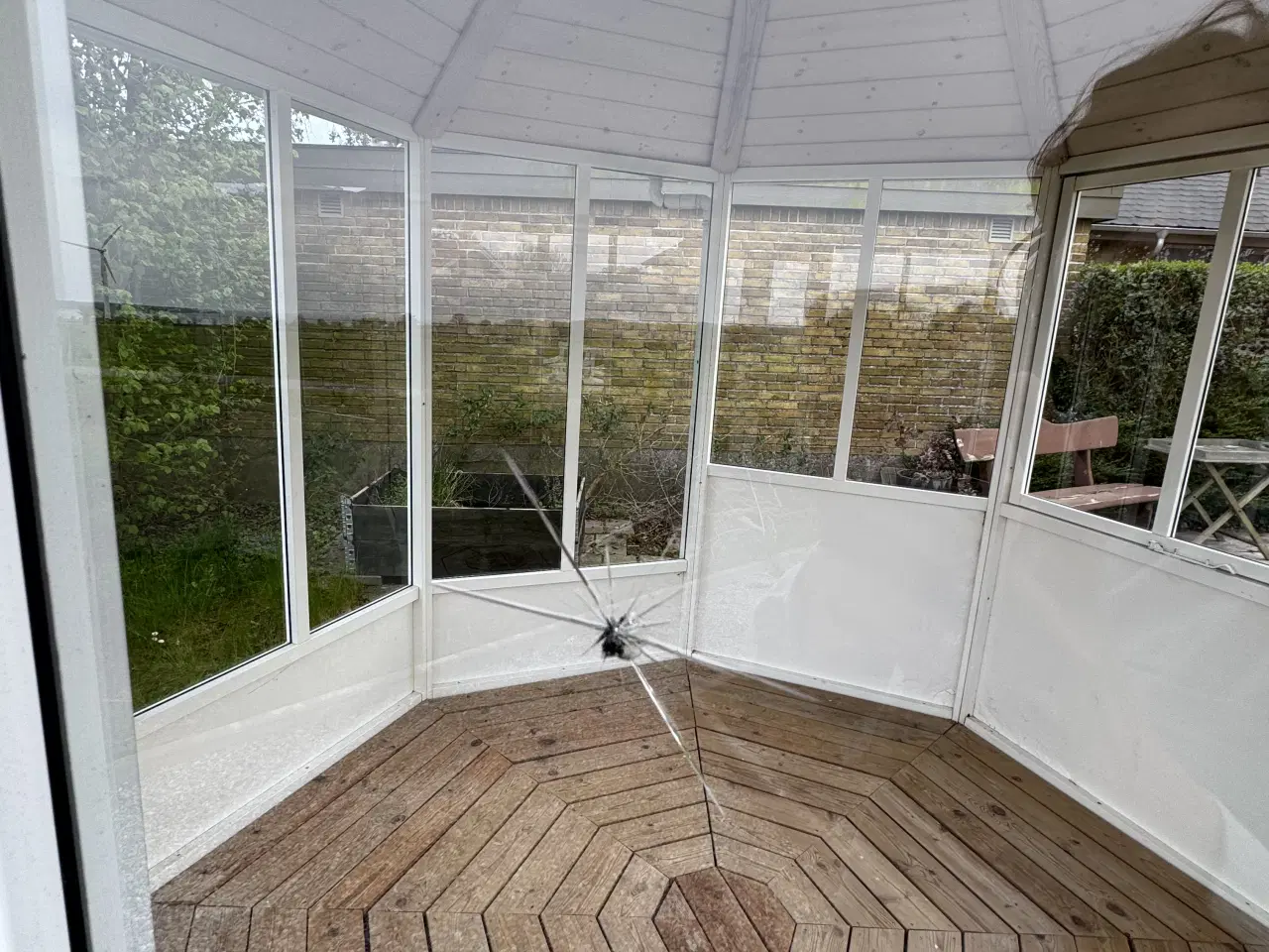 Billede 2 - Pavillon