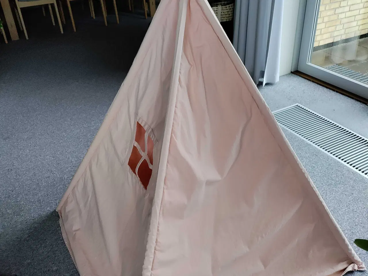 Billede 3 - Tipitelt - Alice og Fox