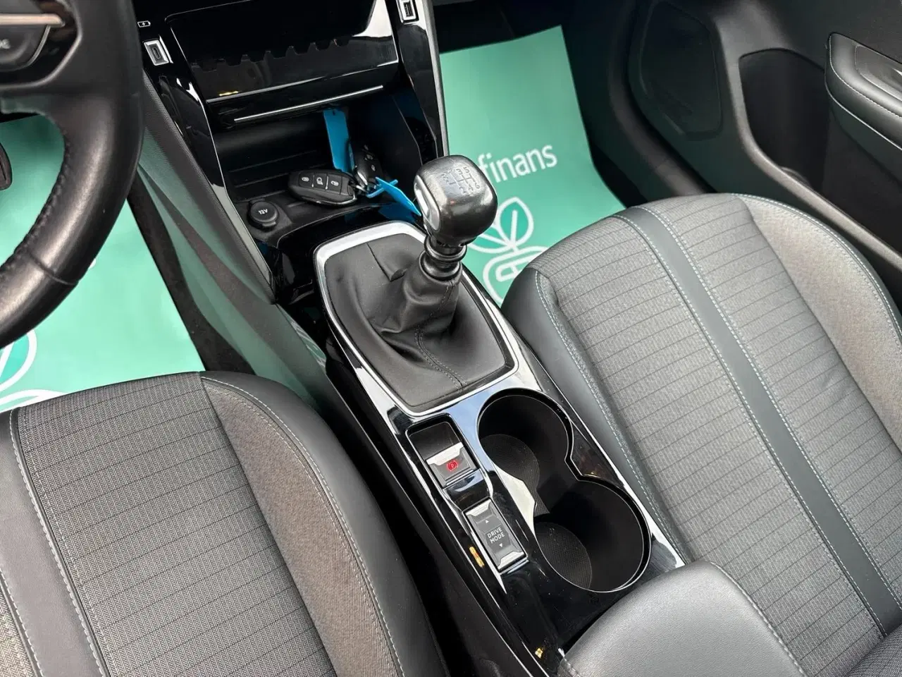 Billede 13 - Peugeot 208 1,2 PureTech 100 Allure Sky