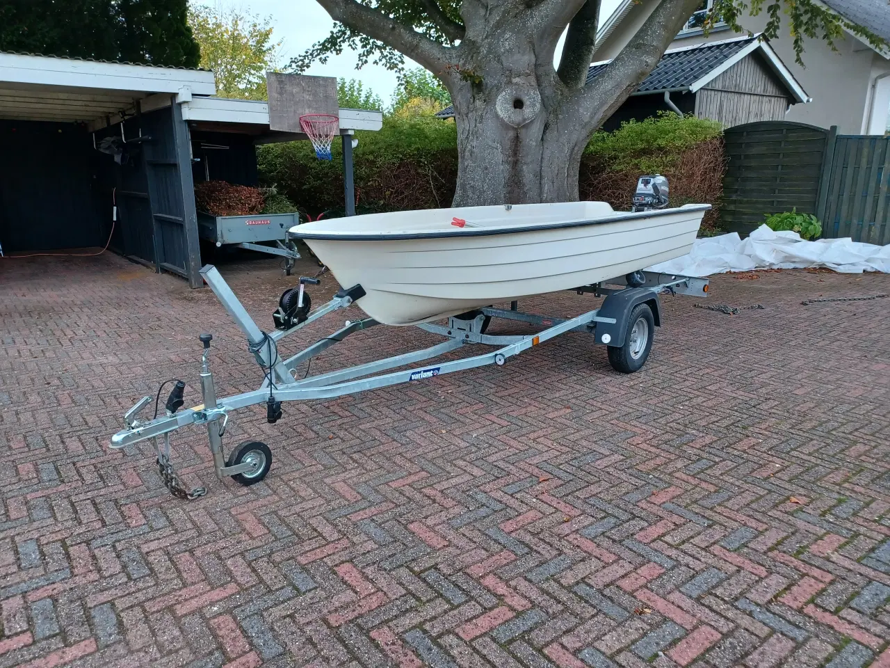 Billede 3 - Motorbåd med trailer 