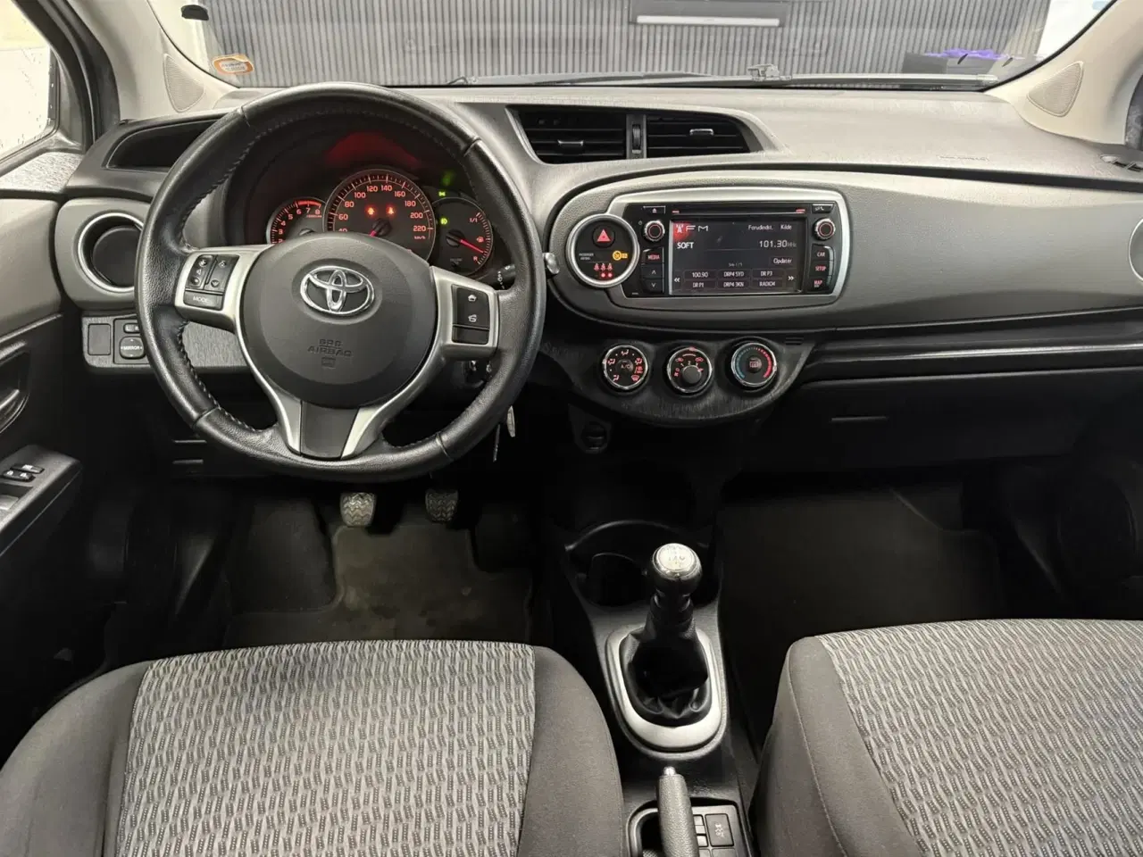 Billede 11 - Toyota Yaris 1,0 VVT-I T2 Style 69HK 5d