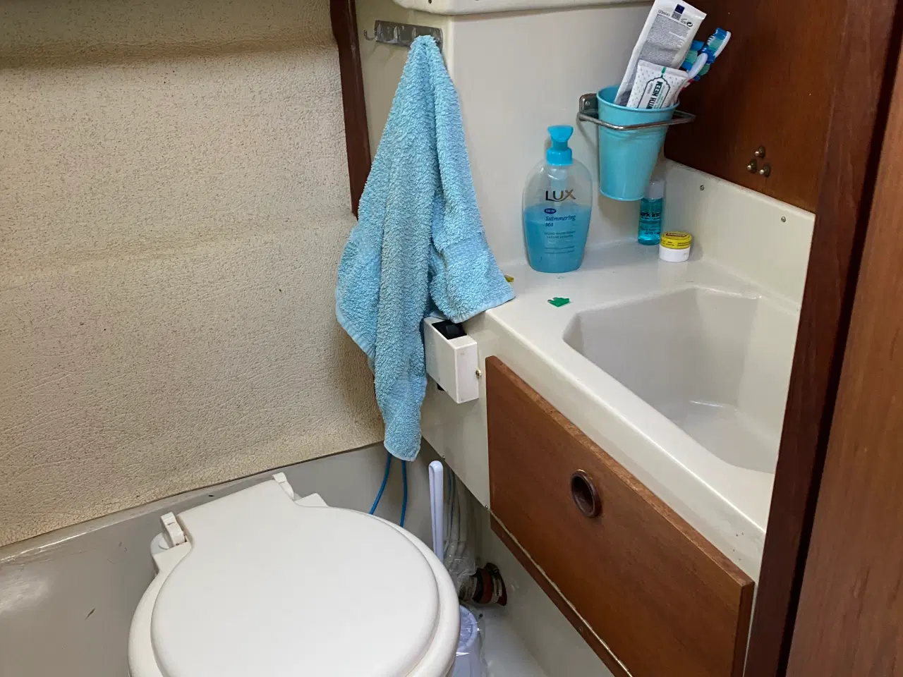 Billede 4 - Tresfjord 28, hyggelig motorbåd sælges