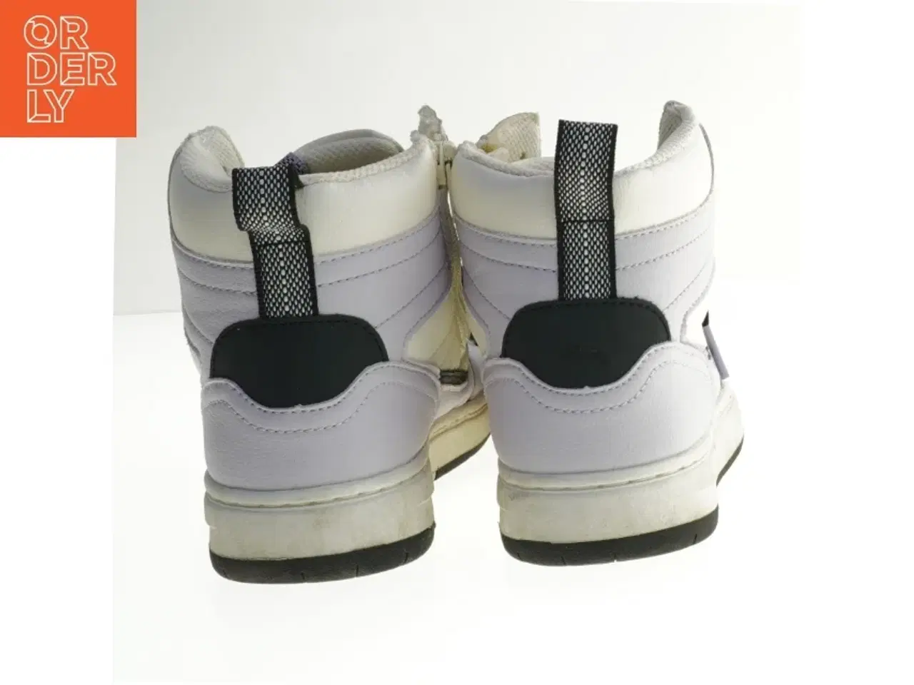 Billede 2 - Hvide og sorte sneakers i størrelse 36 fra Zara (str. 36 )