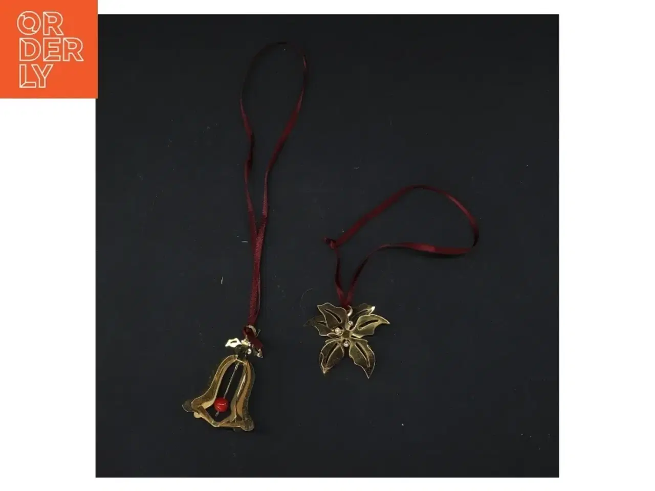 Billede 1 - Årsjulepynt fra Georg Jensen 1998 og 2001, i forgyldt messing. Juleklokke og julestjerne