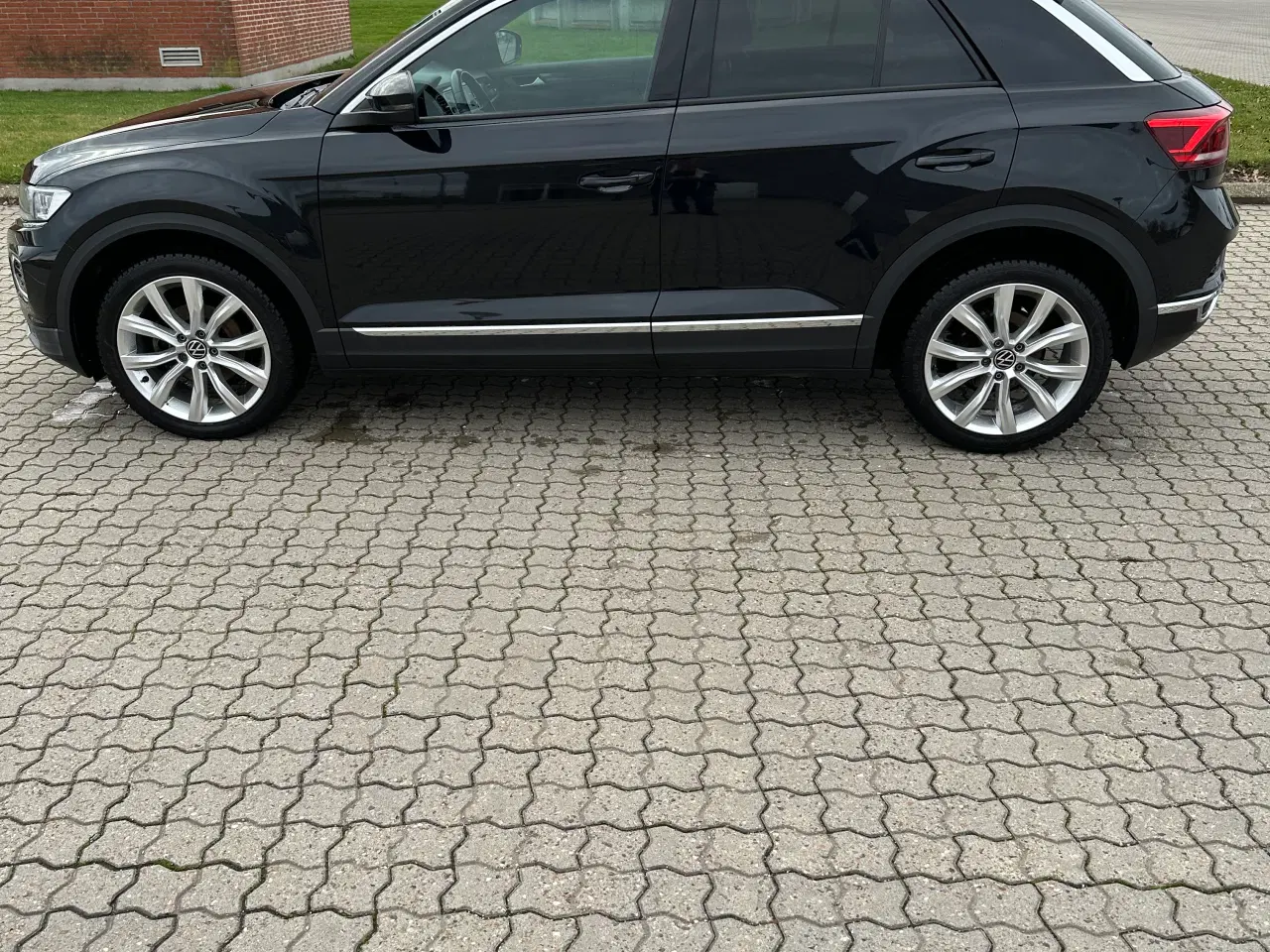 Billede 1 - Flot, velholdt og velplejet ikke-ryger bil.