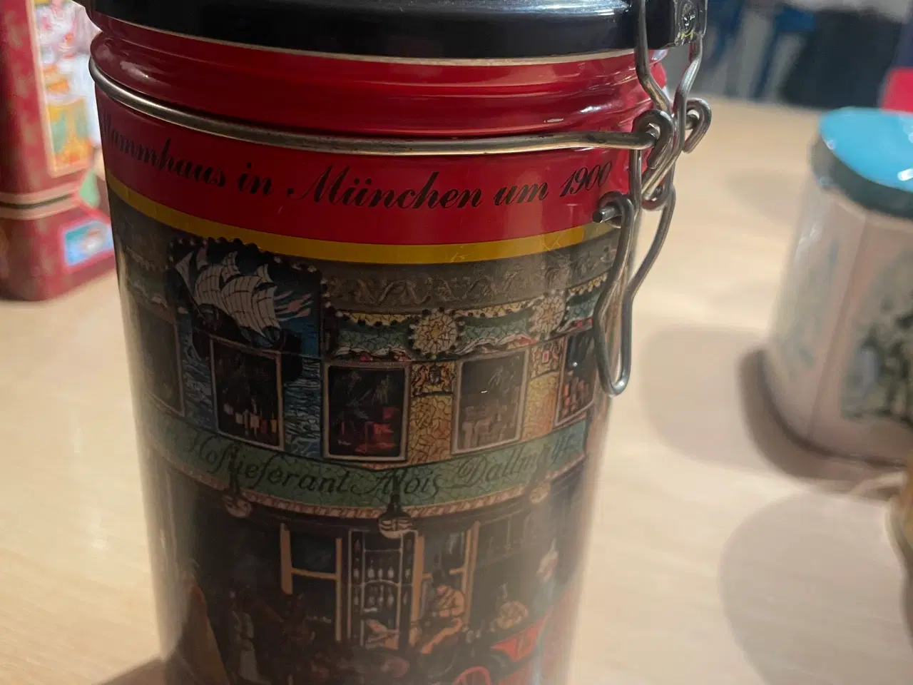 Billede 5 - Gamle blikdåser sælges.