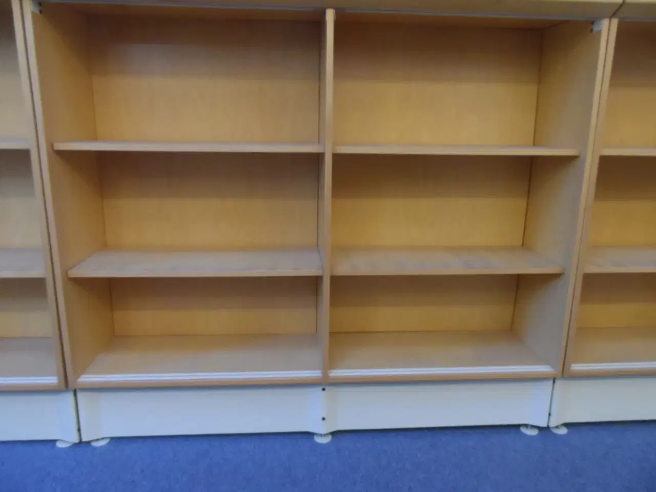 Billede 5 - Reoler - kan eventuelt bruges som rumdeler