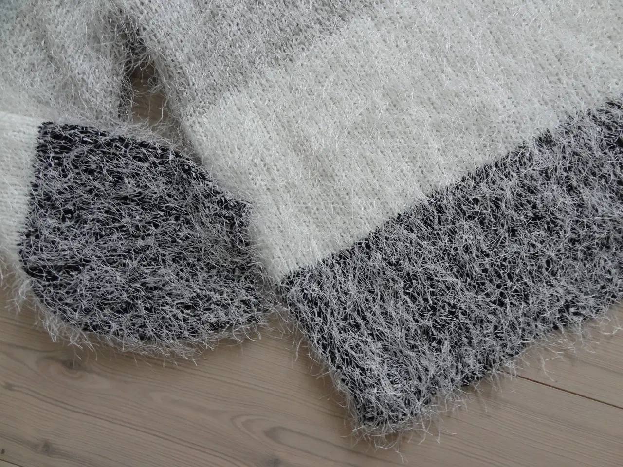 Billede 5 - Sweater, Bluse, Str. 36