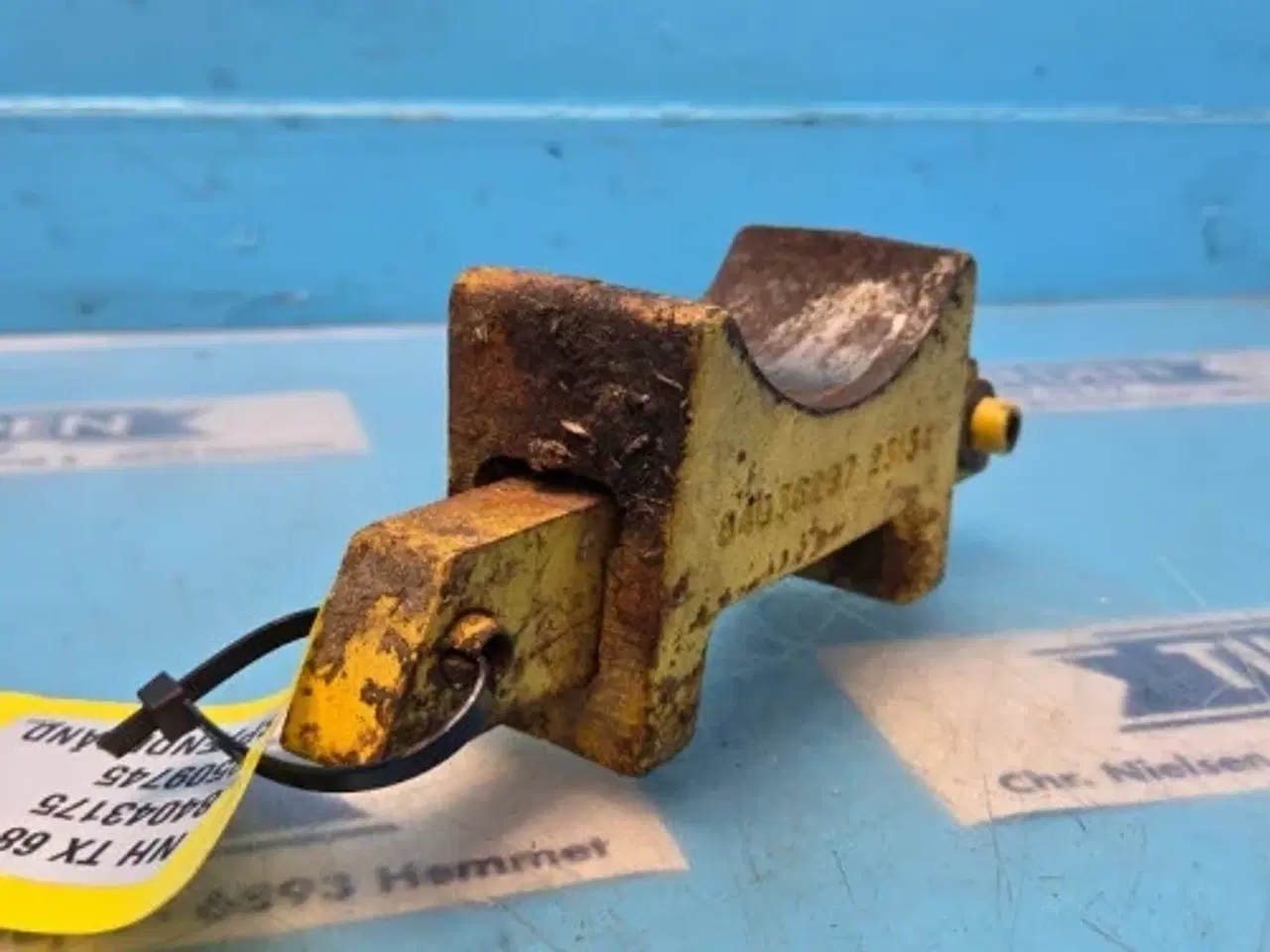 Billede 2 - New Holland TX68 Spændebånd 84043175