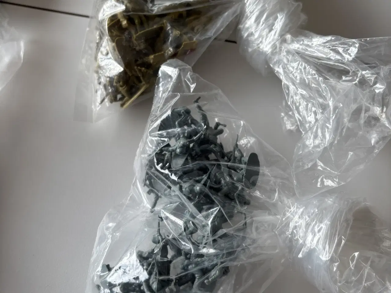 Billede 6 - Mini soldater i plastik.
