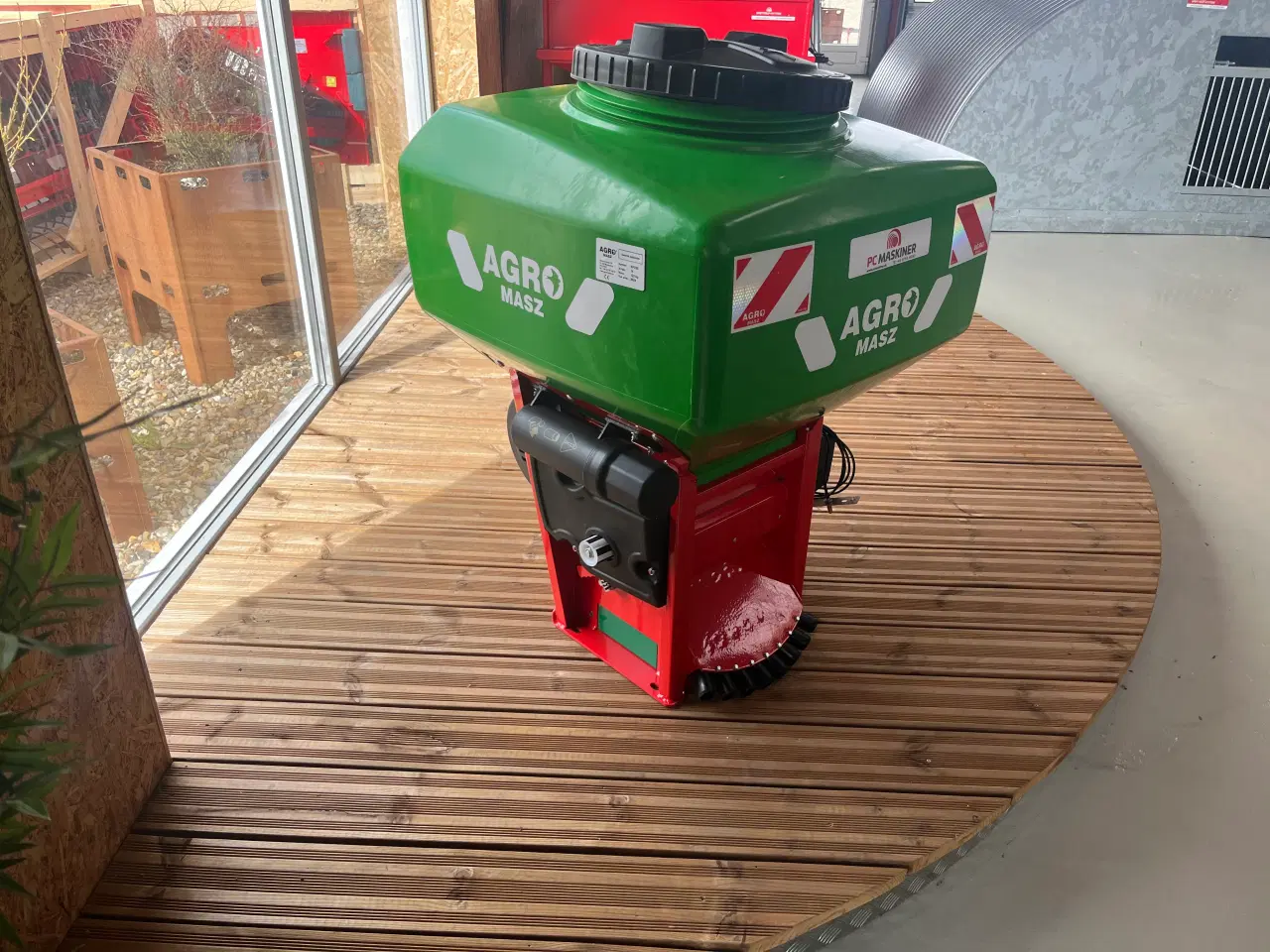 Billede 1 - Agro-Mazs SP 320 Elspreder 