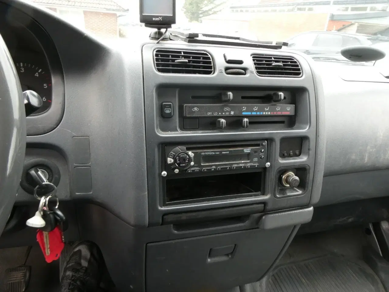 Billede 9 - Toyota HiAce 2,5 D-4D 102 Komfort lang 4x4