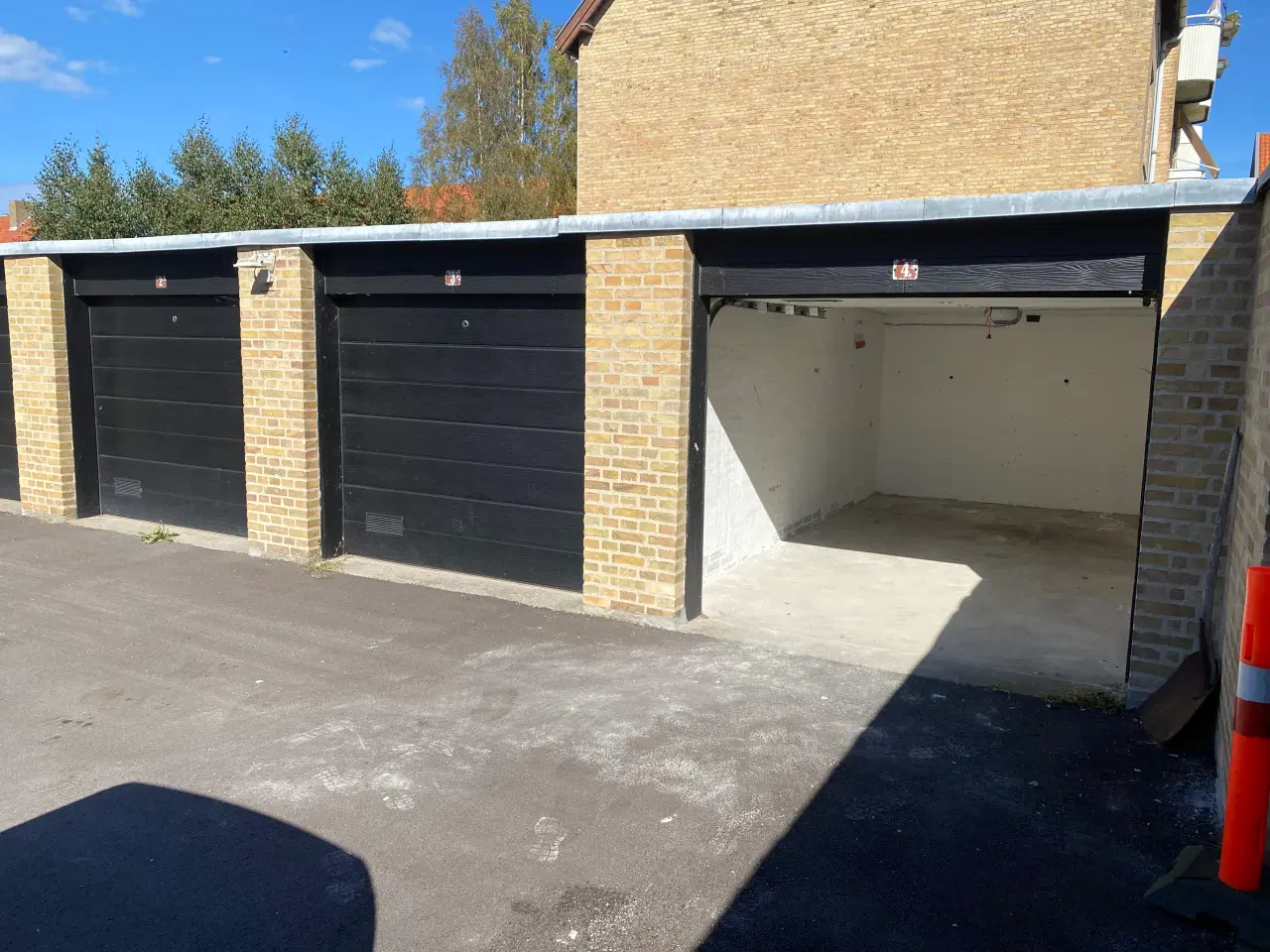 Billede 2 - Garage udlejes Kastrup 
