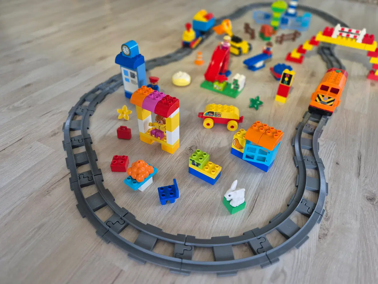 Billede 4 - Duplo Elektrisk Togbane, Kør forbi Dyr, Legeplads 