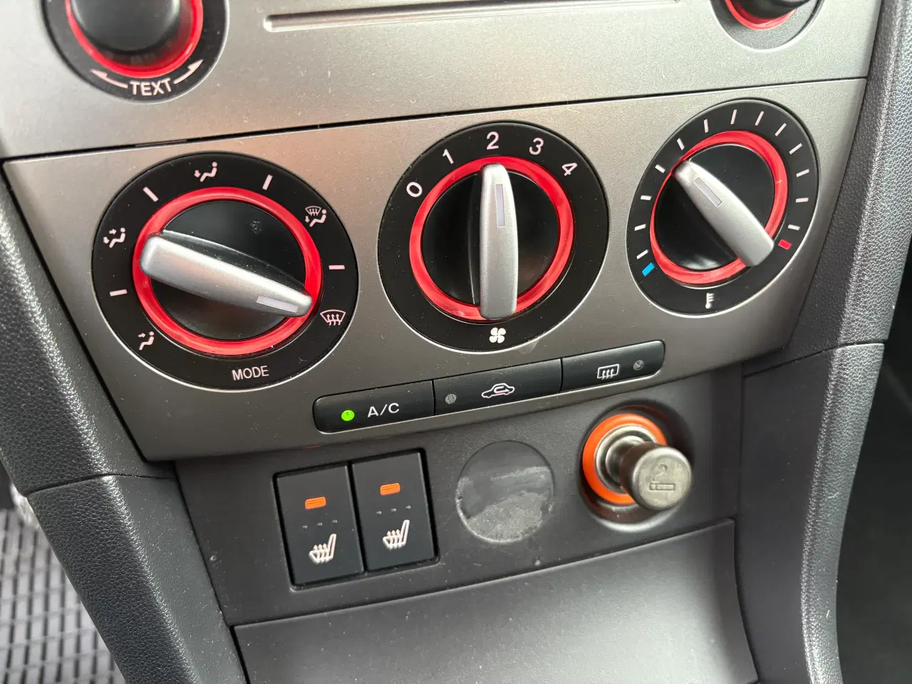 Billede 14 - Mazda 3 1,6 Sedan 105 HK - Kun kørt 128.000 km...