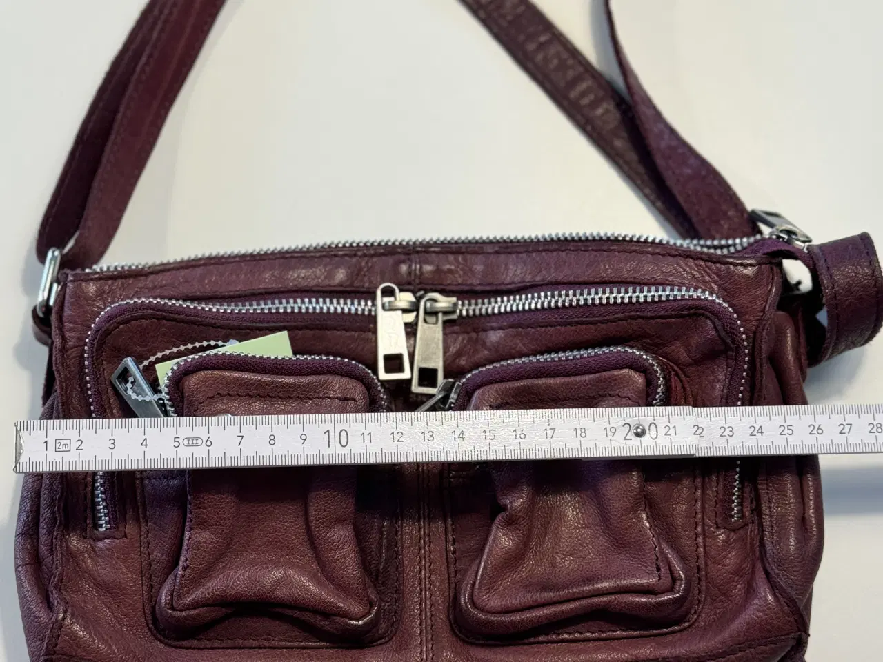 Billede 7 - Nunoo skuldertaske i bordeauxfarvet læder