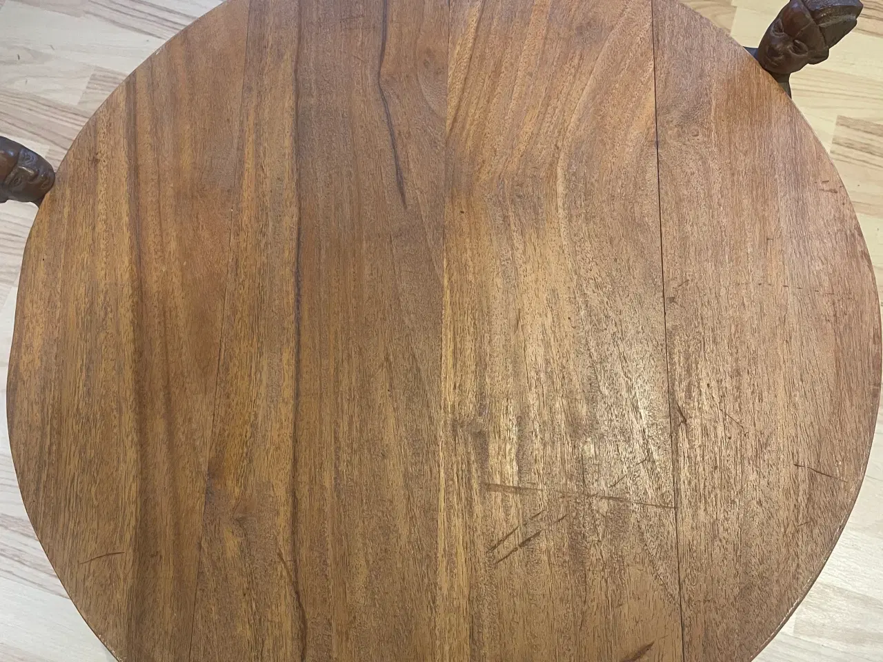 Billede 2 - Africana bord-håndskåret stel med figurer, 19fotos