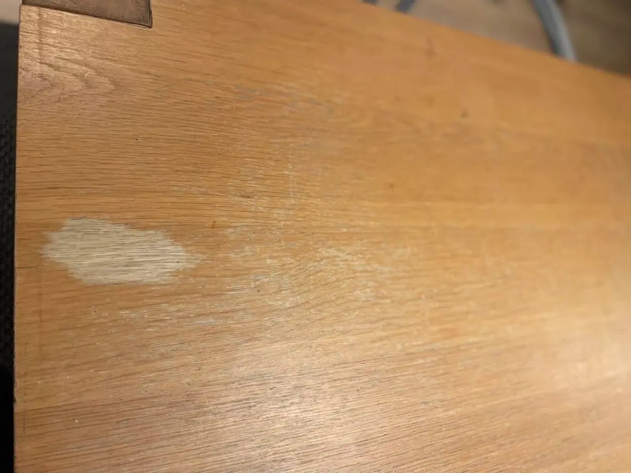 Billede 5 - Spisebord i egettæ