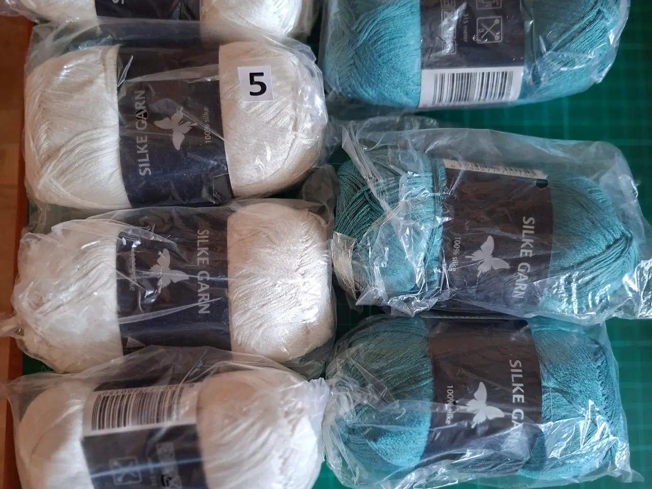 Billede 8 - Diverse garner sælges se prisliste