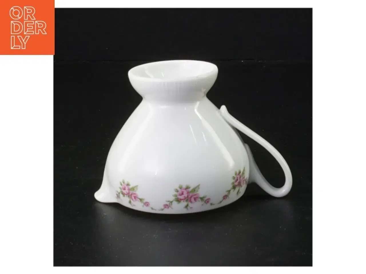Billede 2 - Porcelæn flødekande fra Benedikte (str. 8 x 11 cm)