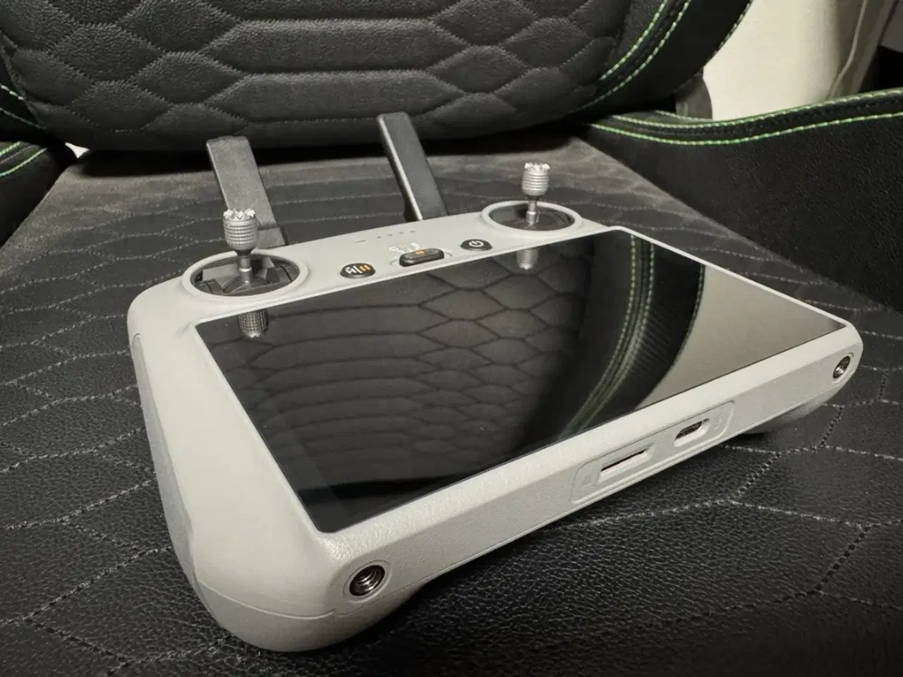 Billede 2 - DJI MINI 4 PRO Kamera drone (med RC 2 controller)