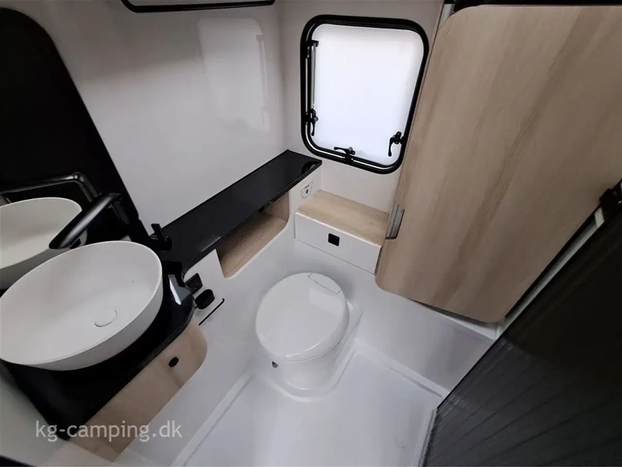 Billede 12 - 2026 - Hobby De Luxe 460 SL Ny 2026 Kampagne model DK LINE fra HOBBY - kan nedvejes til 1350 kg.