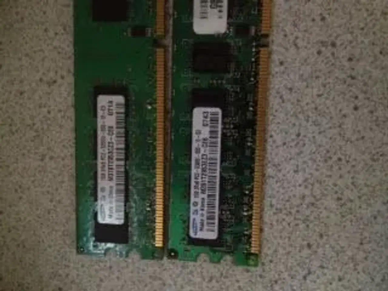 Billede 2 - 2x1GBSamsung DDR2 ram. 555mhz.