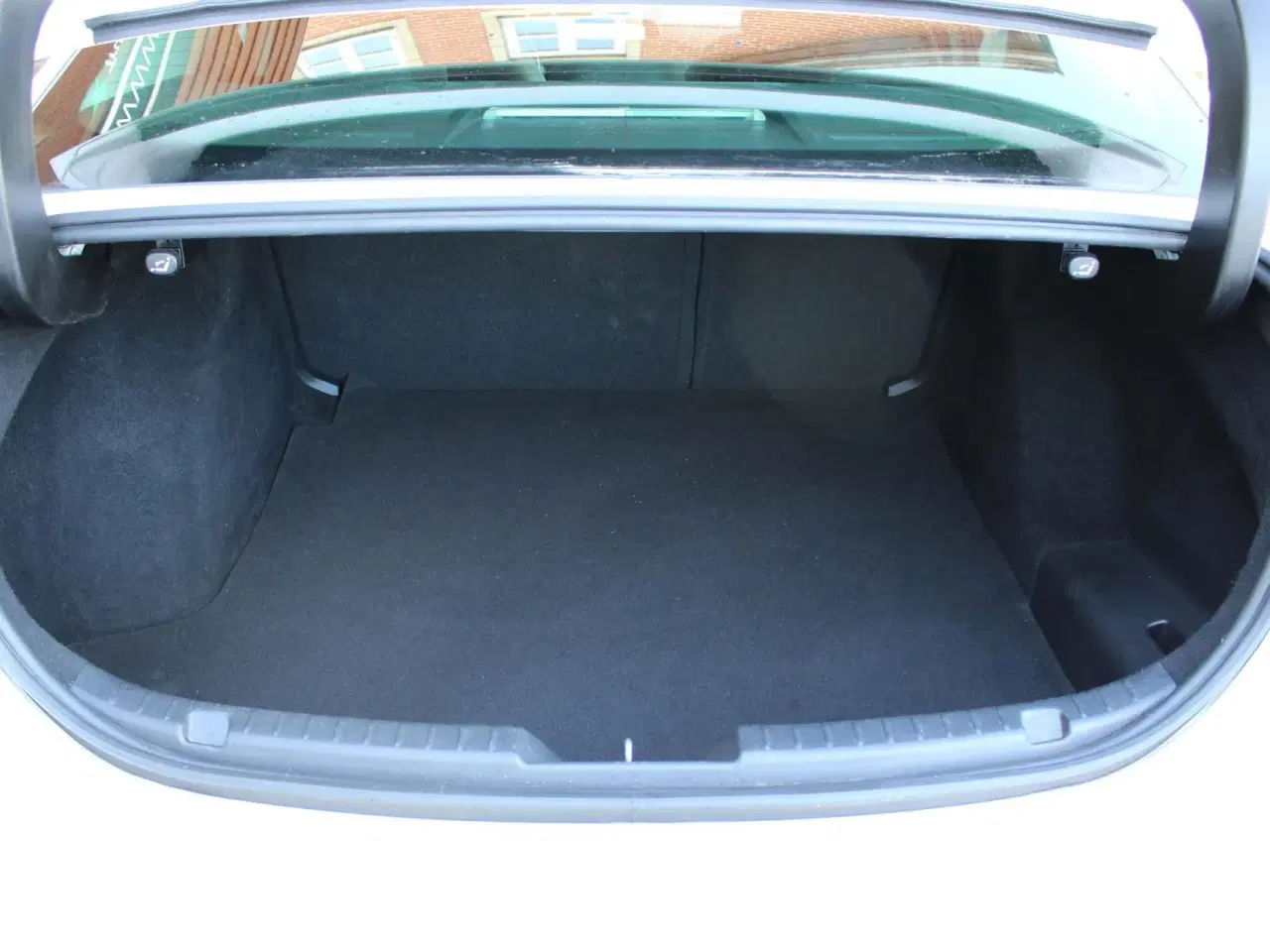 Billede 15 - Mazda 3 2,0 Skyactiv-G  Mild hybrid Cosmo 150HK 6g Aut.