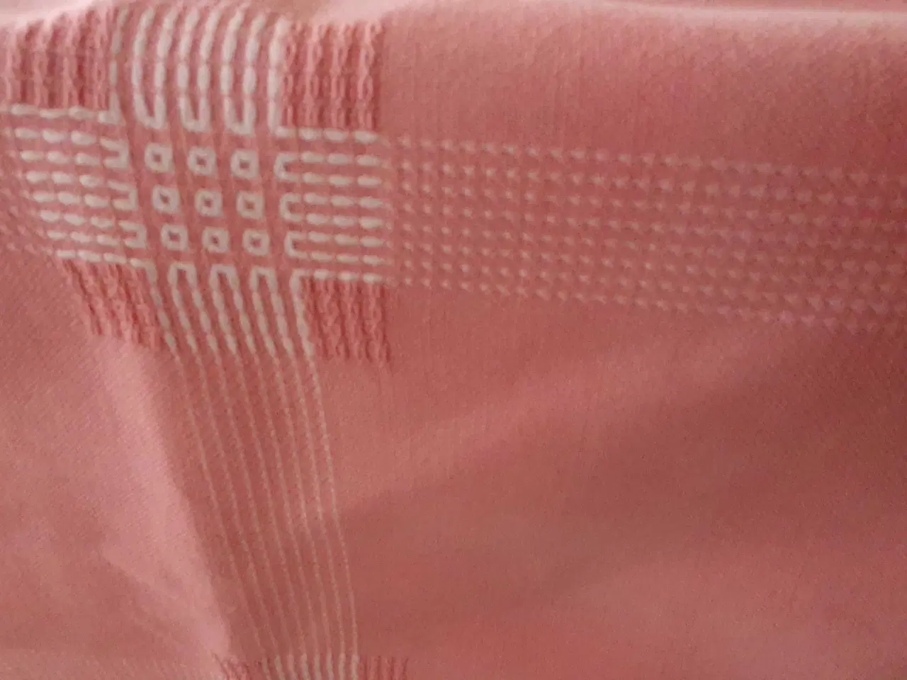 Billede 4 - Dug med mønster 