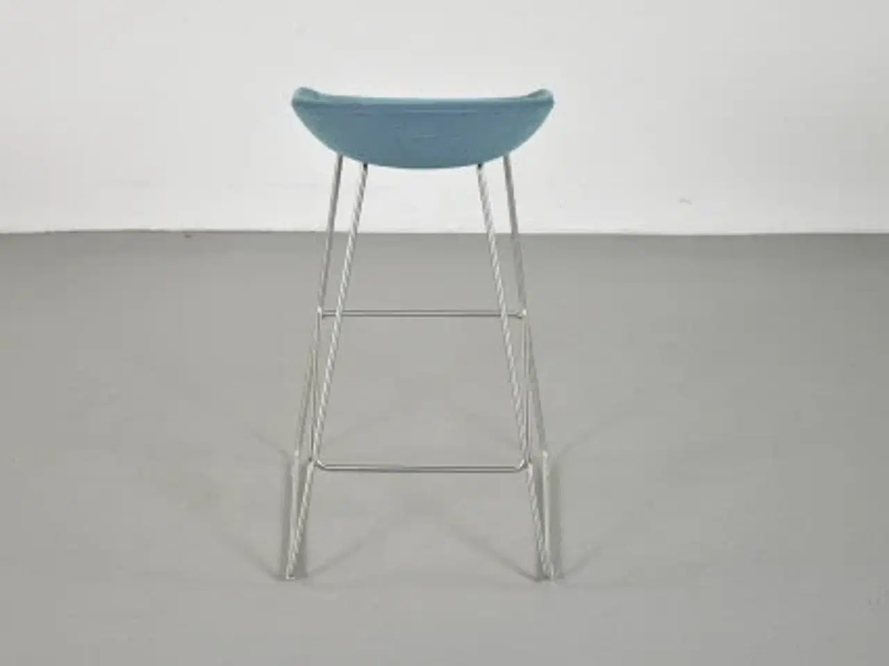 Billede 3 - Hay about a stool barstol i blå