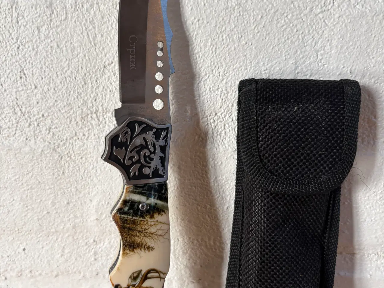 Billede 1 - Jagtkniv med sort hylster