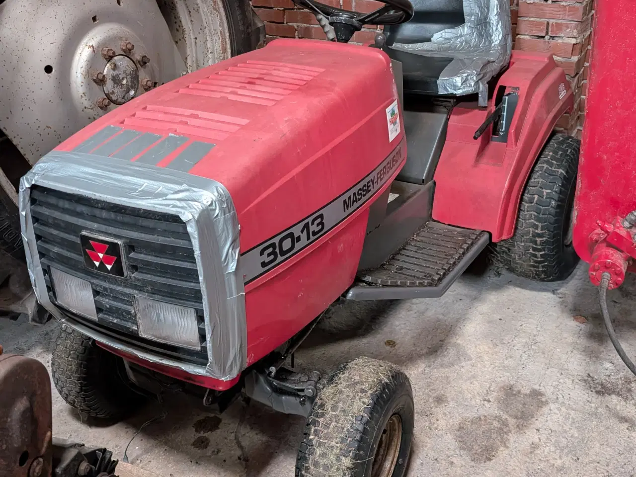 Billede 1 - Massey Ferguson Havetraktor 